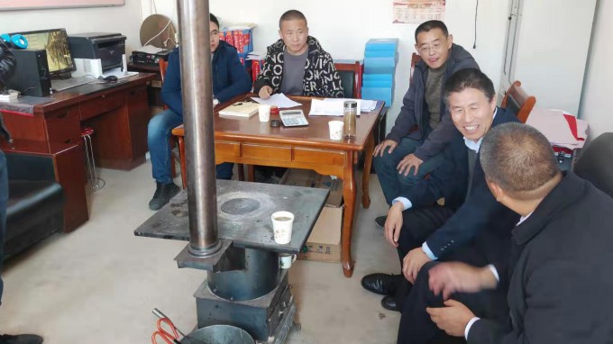 伟德国际victor·1946源自督查脱贫攻坚帮扶工作