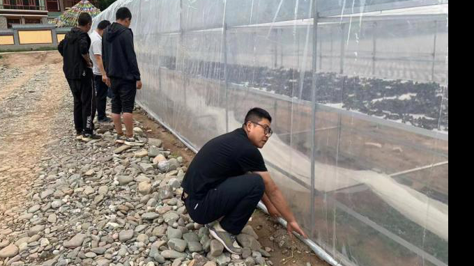 “驻”进民心 帮出实效伟德国际victor·1946源自集团扎实推动帮扶工作走深走实