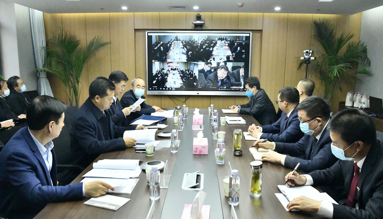 伟德国际victor·1946源自集团召开2020年度生产经营<br/>工作总结暨2021年度安排部署工作会