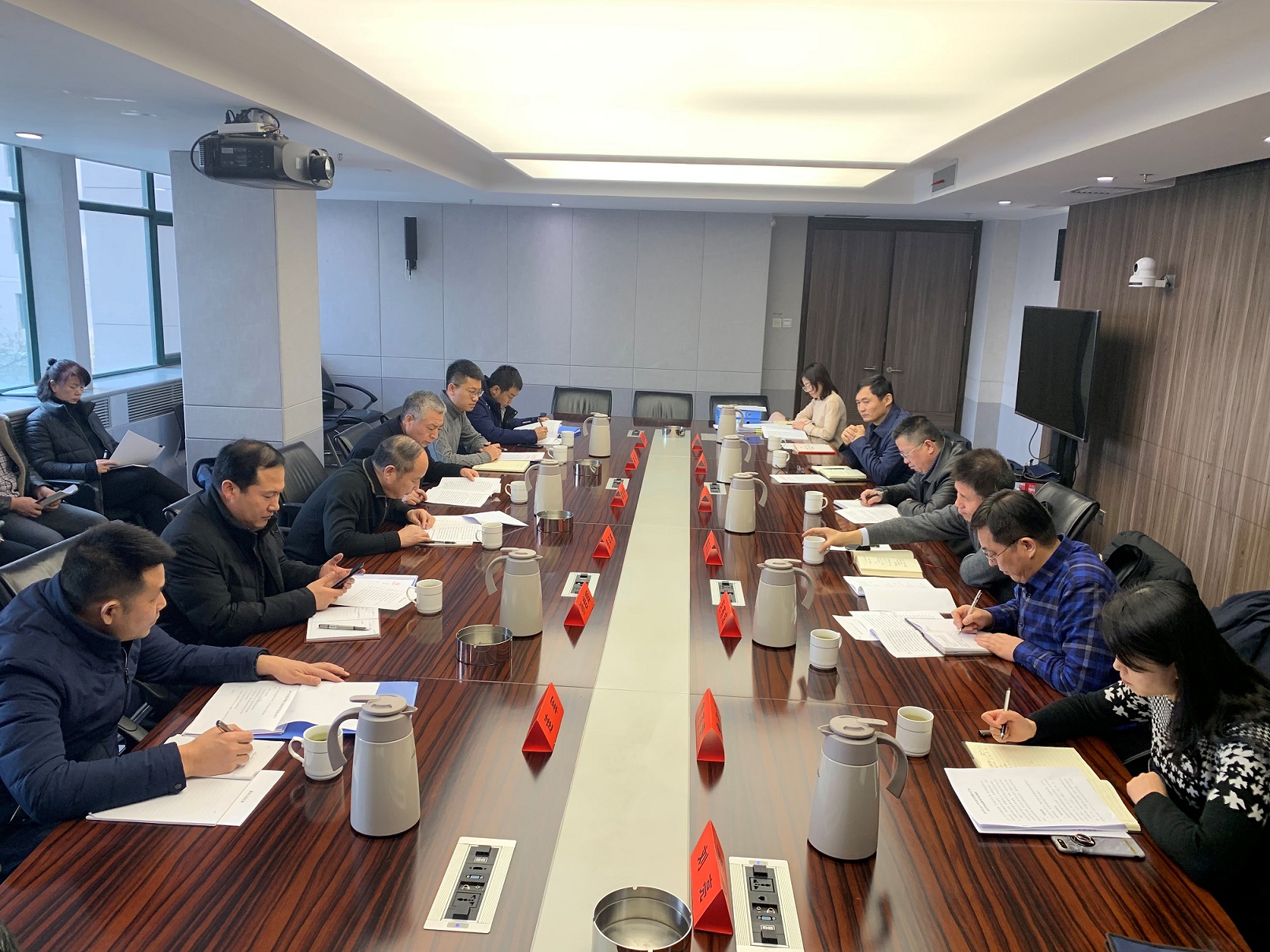 平安甘肃第九考评工作组对伟德国际victor·1946源自集团2019年平安甘肃建设工作进行实地检查考评